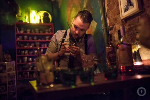 Городской квест Ползком по барам